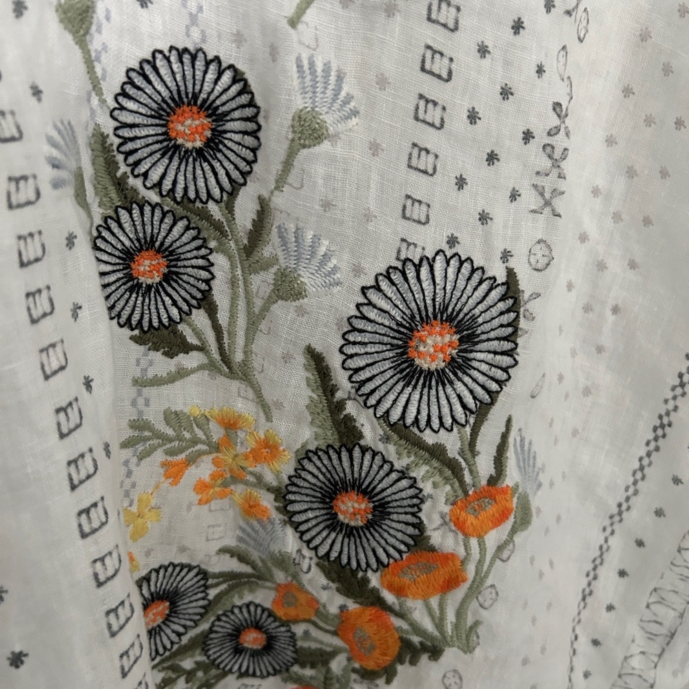 Johnny was white linen oversized blouse floral embroidered v neck line Sz xl - Picture 5 of 10